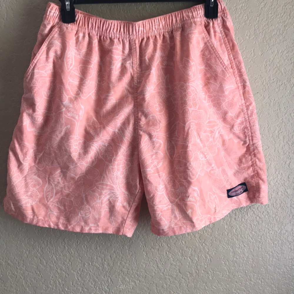 Vineyard vines shorts